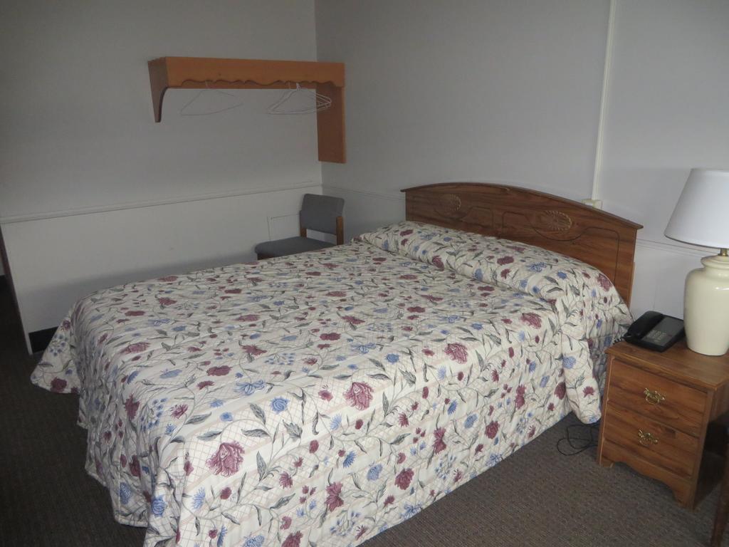 2Nd Street Inn & Suites Rochester Room photo